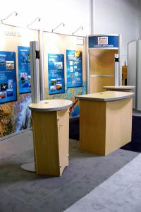 RENTAL Exhibit:  10 x 20 Hybrid Inline with Modular Counters and Direct Print Graphics -- Image 4