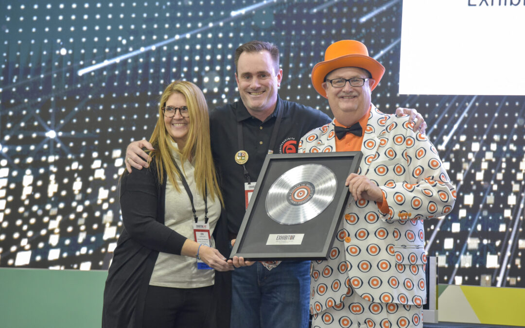 EXHIBITORLIVE Portable Modular Award Photos